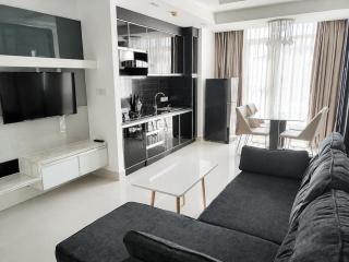 Modern and quiet Condo BKK1 - Rooftop Pool - 8