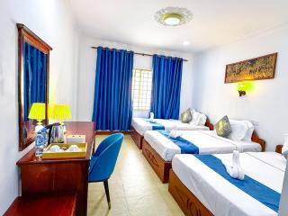 Flora Central Walk Hotel - 3