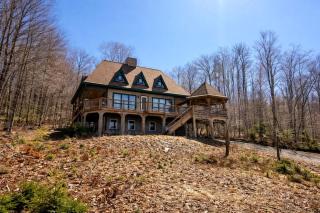 Lakeview Mountain Cottage with Panoramic Moosehead Lake Views, Maine - 4