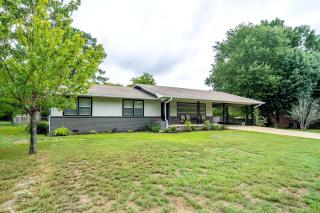Mid-Century Modern Retreat with Fire Pit & Fenced Yard in Hot Springs, AR - 0