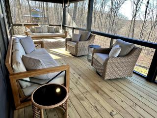 New Mountain Tiny Retreat with Beautiful Deck in Tennessee - 5