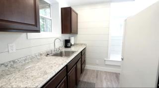 Secluded Tiny House near Owensville, Missouri - Ideal for a Glamping Vacation with Family and Friends - 4