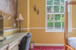 Lonsdale House - 1