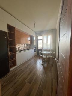 Spacious 15th-Floor 2-Bedroom Apt with City Views - 5