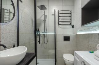 26-305b Manhattan, Beresteiskyi 11, Kyiv, Politekh metro nearby, fantastic city view, 15 kW backup power, Petrovdom Apartment - 2