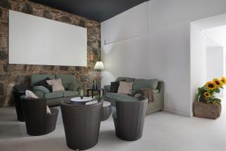 Brothers House - 8