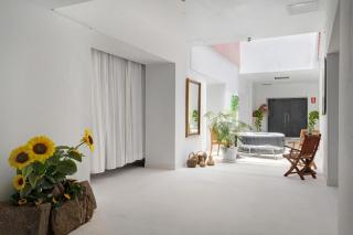 Brothers House - 6