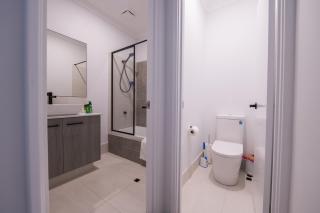 Stylish 3BR Family Home Near CBD & Airport - 2