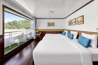 Oasis Bay Party Cruise - Ha Long Bay Tour - 7