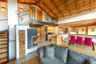 Gams Lodge 2 - 3