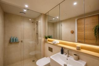 Designer Lakeside St Kilda - Pets & Baby - Rooftop with Indoor Pool - 5