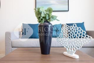 Bloomfields 2BR in The Gate - Masdar - 2