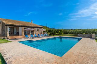 Villa Can Terres, con preciosa piscina y preciosas vistas a la montaña - 8