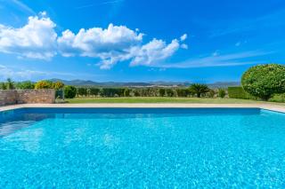 Villa Can Terres, con preciosa piscina y preciosas vistas a la montaña - 1
