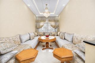 Well-Located Spacious Apart in Hay Salam - 6