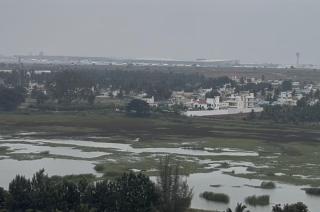 Runway & Lake Views! Luxury StudioApt Near Airport - 2