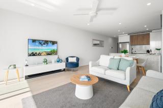 KoKo NEW! Luxury Seaview 2Bed Bath - Central Location - 6