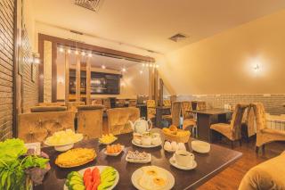 Central Passage Hotel on Nizami street - 1