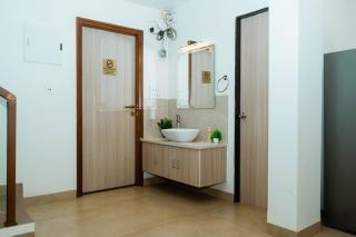 Modern 3BHK Pvt Pool Villa-Steps to Benaulim Beach - 1