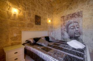 Renovated in an elegant way - 1