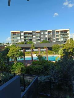 Guest Bedroom Airport & CBD Access - 1