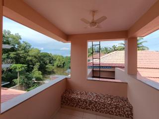 4BHK Riverfront Oasis with Infinity Pool - 4