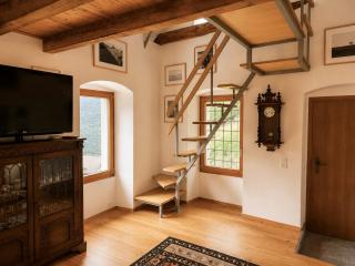 Santorini by Quokka 360 - Alpine Apartment in Leventina - 8