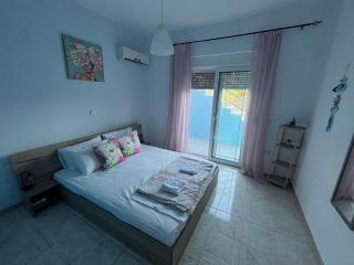 Bella's House - 1