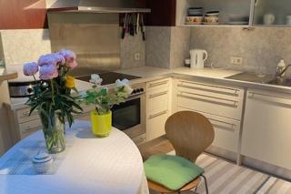 Apartment Sleeps 6 with Garden & Balcony - 9