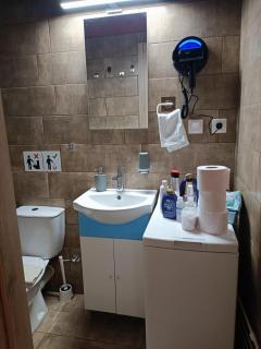 knezevic resorts 3 - 7