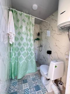 East guest house - 8