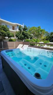Rhodes City University Suite - 0