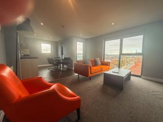NEWCASTLE Quayside Penthouse with VIEWS 2 Bed Apt - 9
