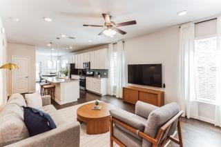 Welcome to Your Home-Away-From-Home in Charming Justin, Texas! - 0