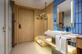 Holiday Inn Express Tangshan Harbour by IHG - 8