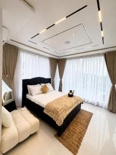 One Plus One Luxe Retreat - 7