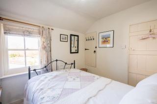 Fishermans Cottage, Aldeburgh - 1