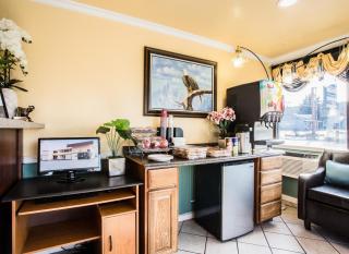 Budget Inn of America - 2