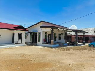 Halza Homestay&Roomstay Bachok - 0