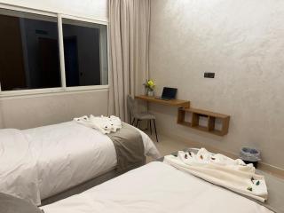 Luxury 2BR King Bed WiFi Parking Heart of Agadir - 5
