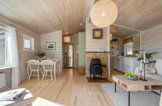 Soltoppen Cabin in Ålfjorden - 3