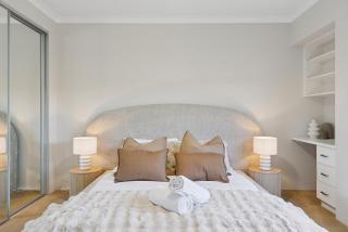 The Aveley Retreat - 1
