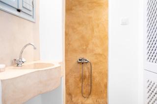 Thera Bliss ''Hideaway'' Private Jacuzzi by MΡS - 6