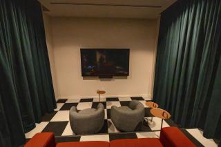 The Crosby 509 Luxury 2 bedroom - 5