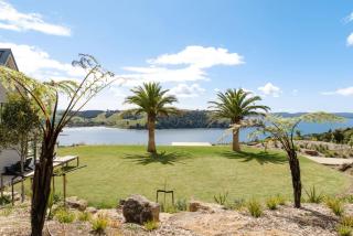 The Farmhouse Hauraki Views and Tranquil Luxury - 3