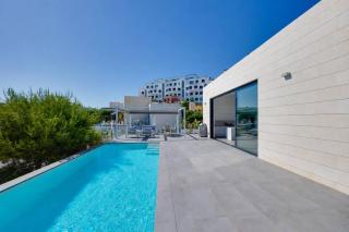 Espectacular Villa con Piscina Privada,Las Colinas - 9
