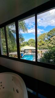 Casa Bosque, mansão com Spa, piscina e natureza - 4