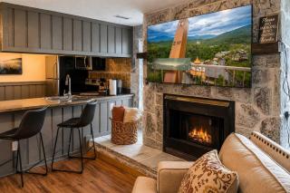 Mountain Views at Dolly's Castle Unit 7 - 8
