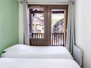 Cosy T2 Rénové, Centre Village, Ski aux Pieds à Val-d'Isère - FR-1-518-99 - 5