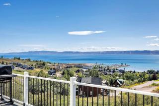 Harbor Heights Cabin with Private Hot Tub! - 3